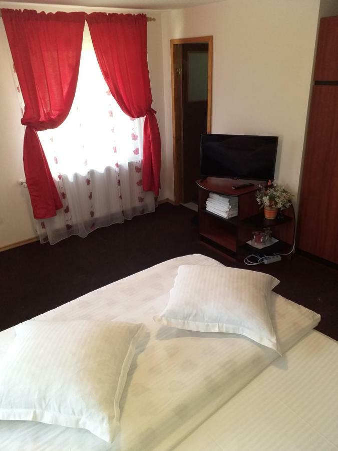 Casa Miracole Otel Bran  Dış mekan fotoğraf